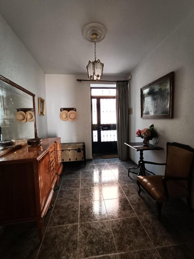 Vivienda Rural Los Iberos M&M, Castellar de Santisteban エクステリア 写真